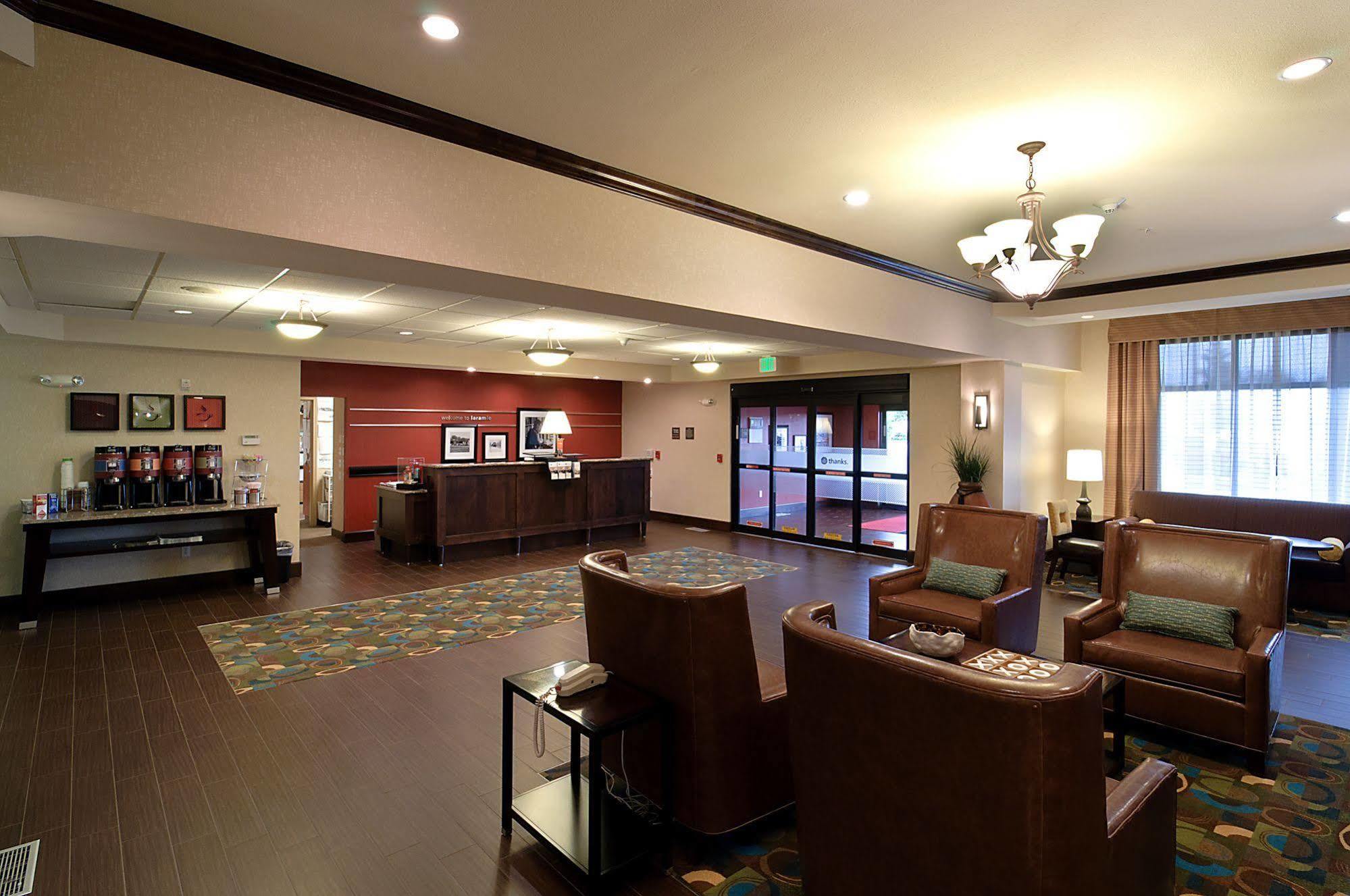 Hampton Inn Laramie Exterior foto