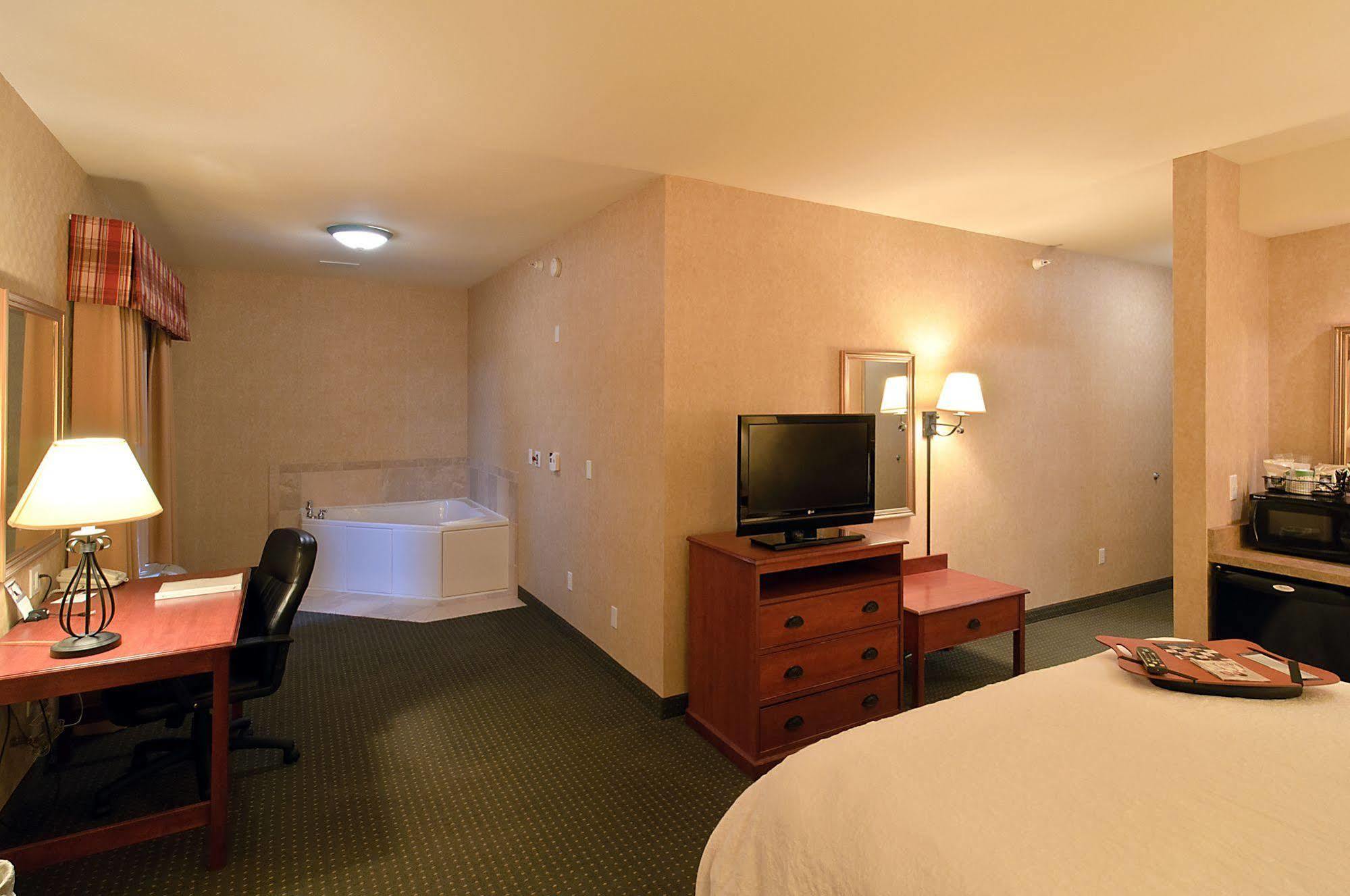 Hampton Inn Laramie Exterior foto
